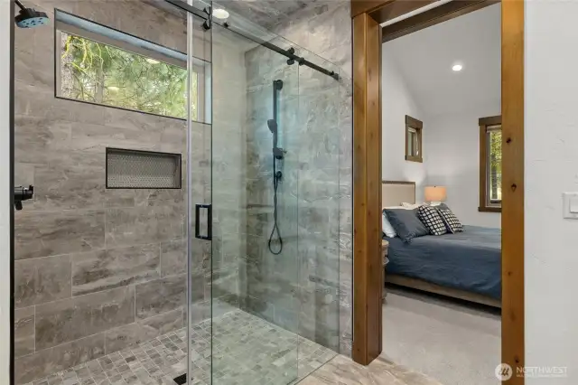 Main level primary ensuite