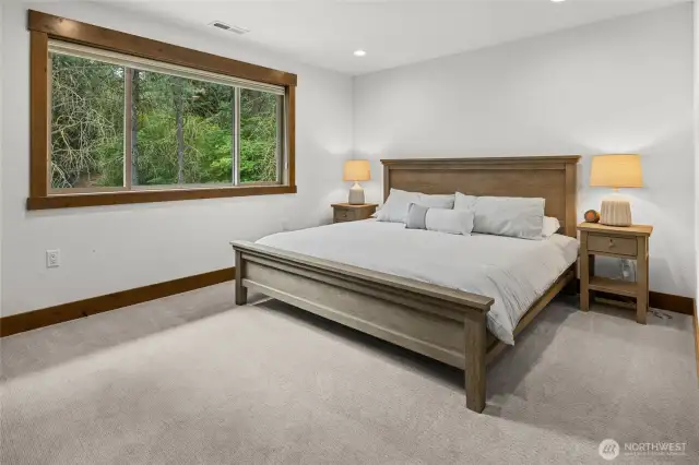 Upper level suite