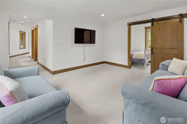 5th bedroom/ guest/bonus room with attached bunk room or office