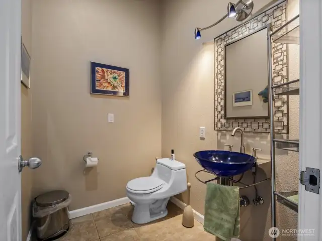 Main floor guest bath off of great room.