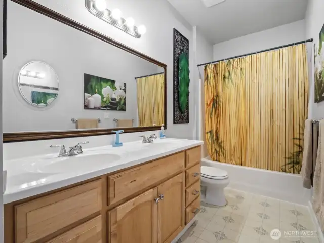 Main bath with double vanity.