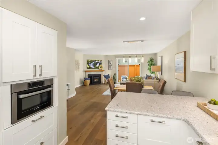 See how open the flow is!   Note: the microwave is also a convection oven.