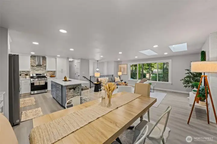 True open concept~ True open concept~