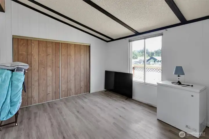 Large second bedroom connected to Full bath.
