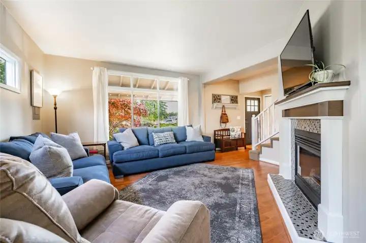 Lots of natural lights fills this living room