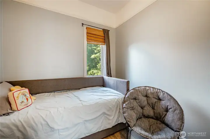 3rd upstairs bedroom