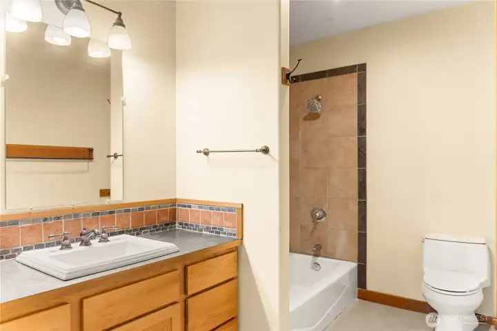 2nd floor bathroom serves the 3 bedrooms. 2nd floor bathroom serves the 3 bedrooms.