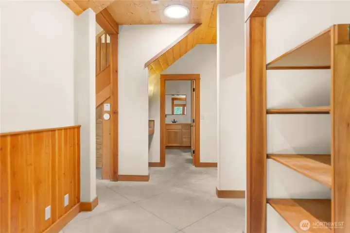 Large mudroom with organization included. Large mudroom with organization included.