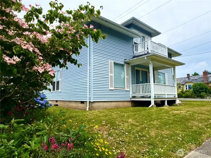 1901 Craftsman house