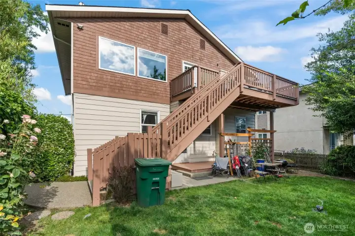 Freshly painted exterior, decks, patio, railings, window trim