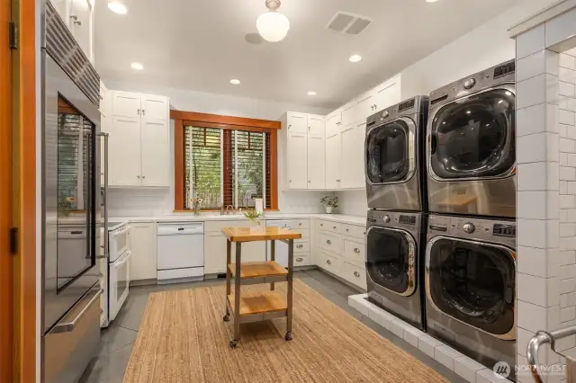 Scullery (2nd Kitchen)