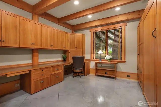Office with King zize Murphy bed.