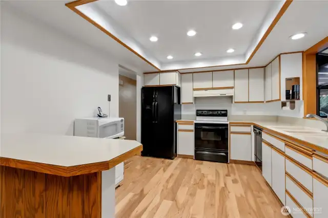 Kitchen with Eating Space