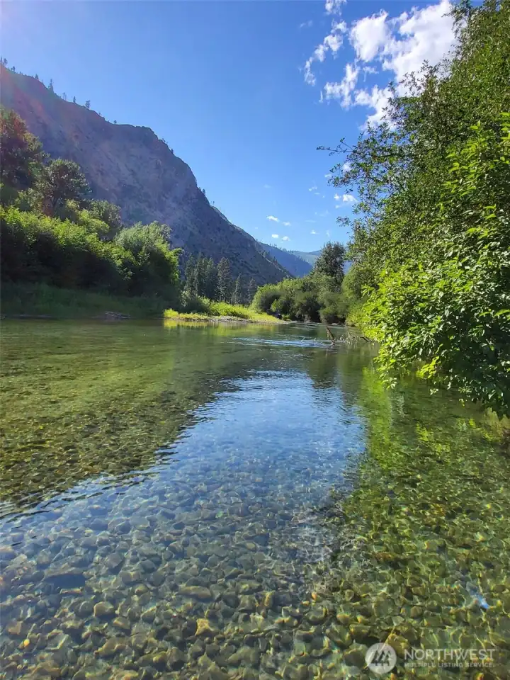 Another beautiful Entiat River picture.