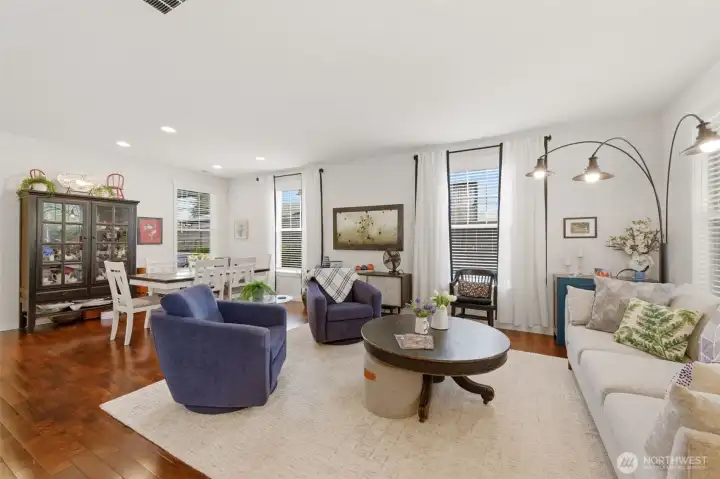 The spacious living room flows into the dinning space.