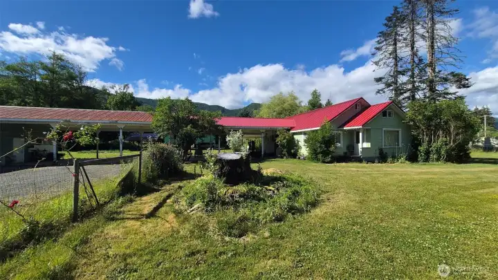 Beautiful fenced front yard with
