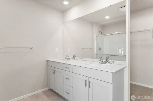 Primary Bathroom. Photos of previously built home of same floorplan. Colors, Specifications, and Options may vary on actual home.