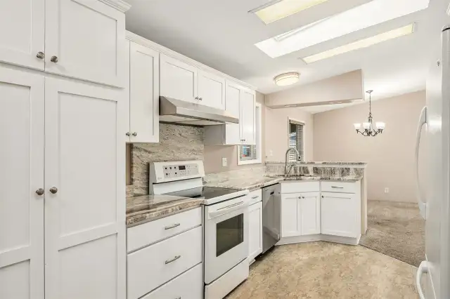 New White Kitchen, Granite Countertops