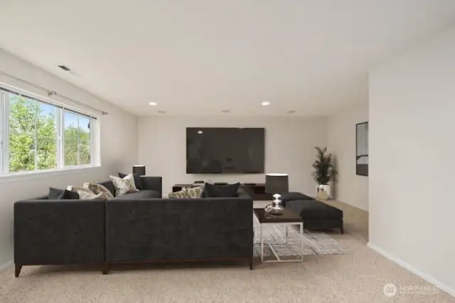 massive upstairs bonus room (staged) with dolby digital 7.1 surround, wired for projector & cat 5 wiring