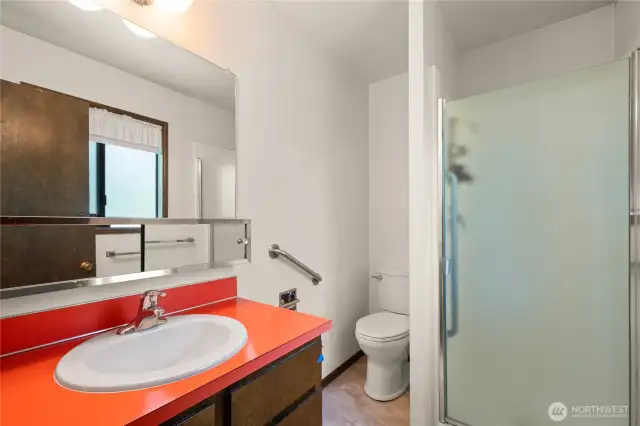 Ensuite