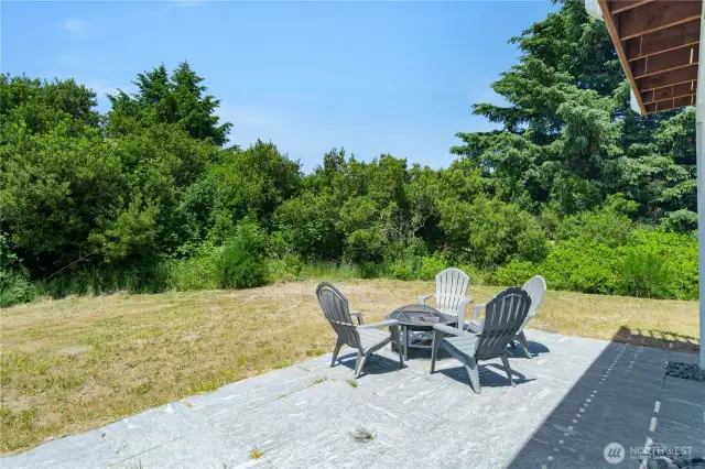 Firepit area of patio