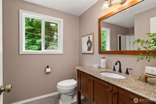 Primary Bed En-Suite