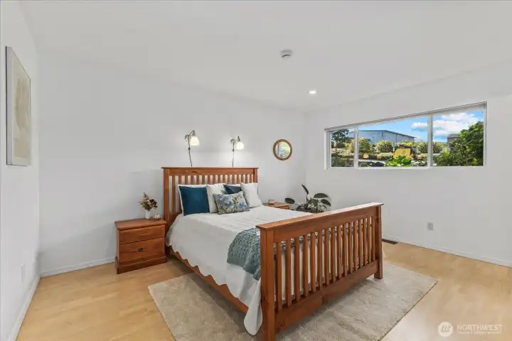 Primary Bed