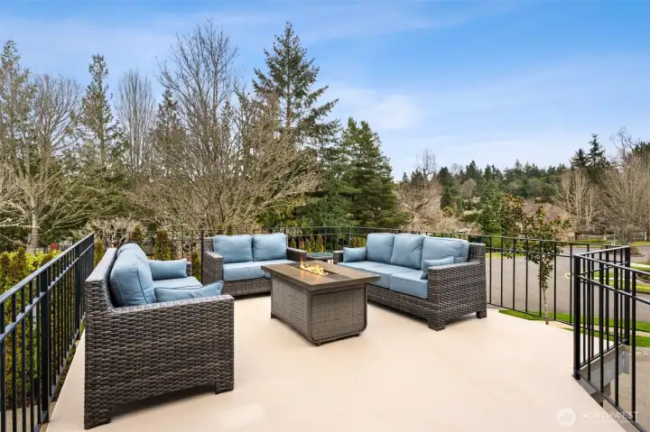deck off of the family room is perfect for entertaining or relaxing.