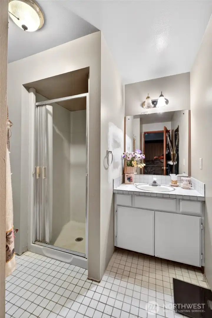 Primary 3/4 bath. Primary 3/4 bath.