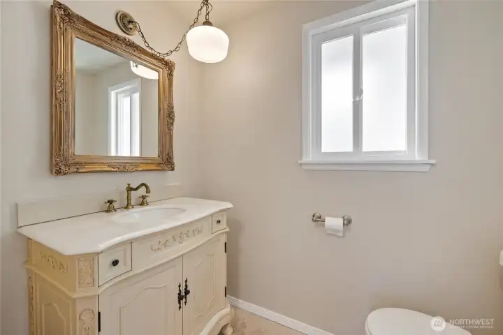 Second powder room Second powder room