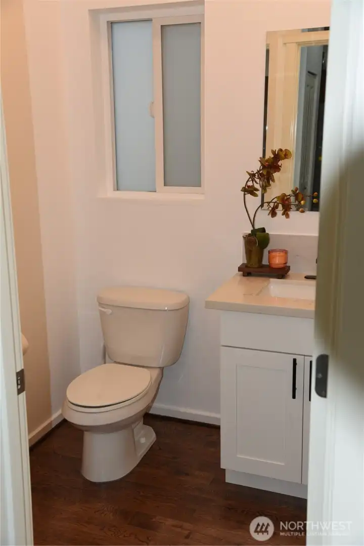 Powder room Powder room