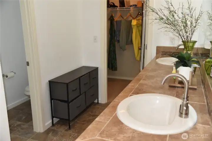 Master bathroom Master bathroom