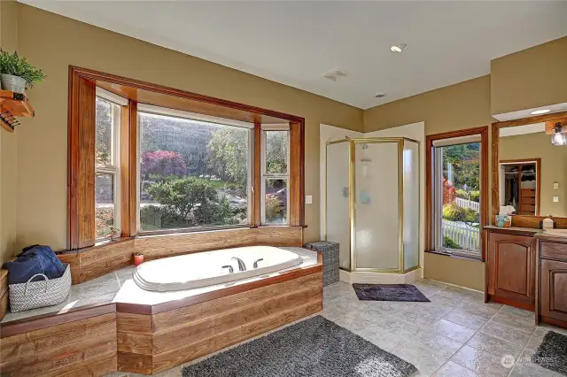 Spacious Primary Bathroom w/ jetted tub.