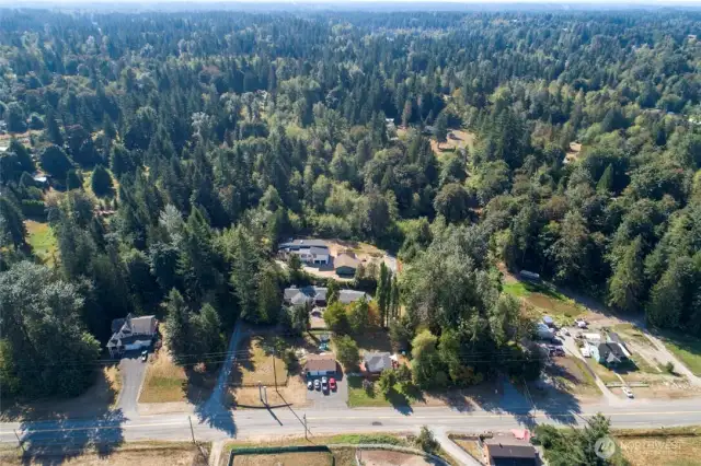 Same as previous aerial view without line delineation.