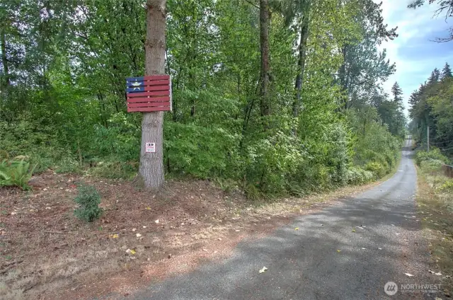190th is a paved private drive.