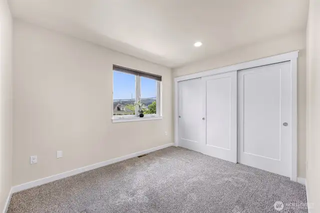 Second upstairs bedroom