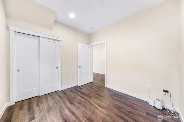 It does have a large closet as well.