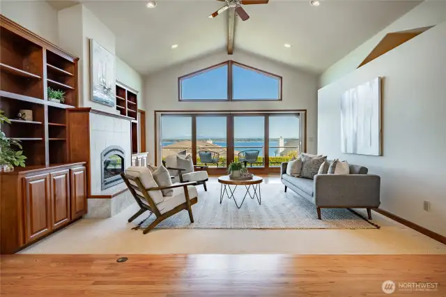 Living Room - Beautiful built-ins and gas fireplace and views of Mt Baker and Birch Bay