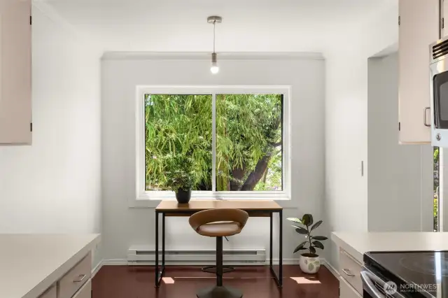 Top floor unit high in the trees. TONS of privacy.