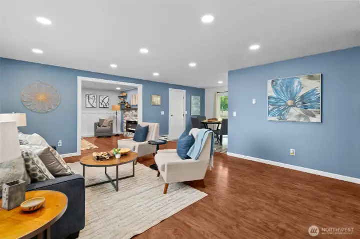 Recessed can lighting adds a modern, clean finish