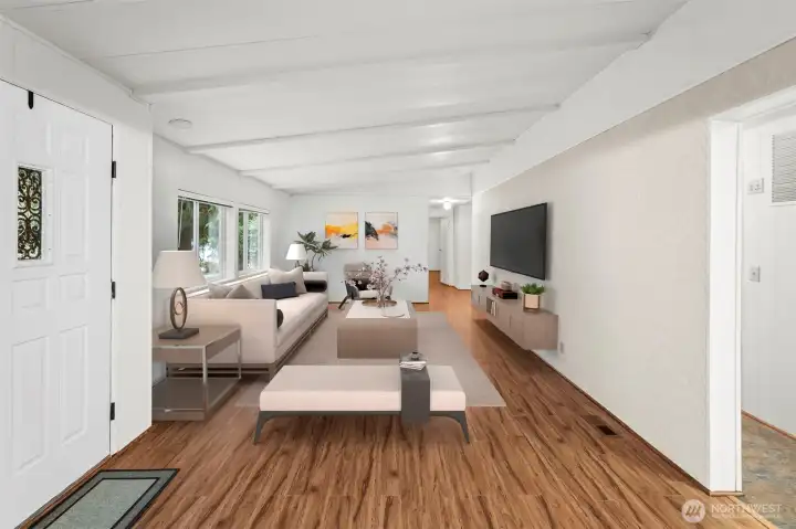 Sitting room off entry