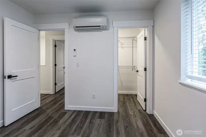 Upstairs bedroom with walk in closet