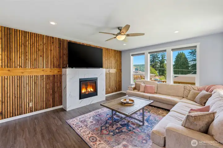 Porcelain tiled gas fireplace Porcelain tiled gas fireplace