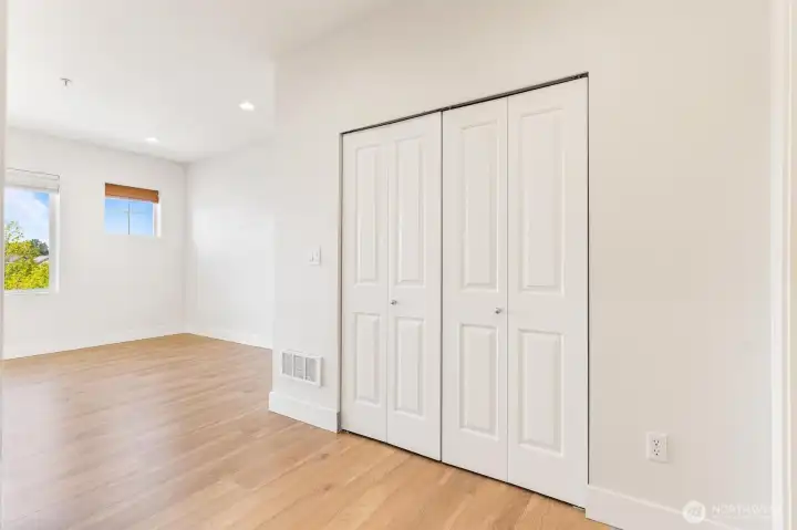walk in closet