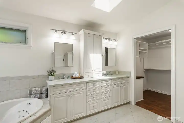 Primary bath with double vanity, jetted tub and walk-in shower