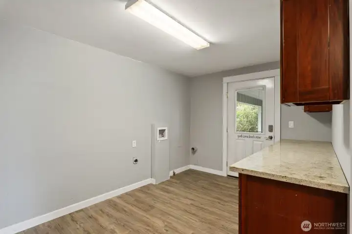 Laundry off Bonus room