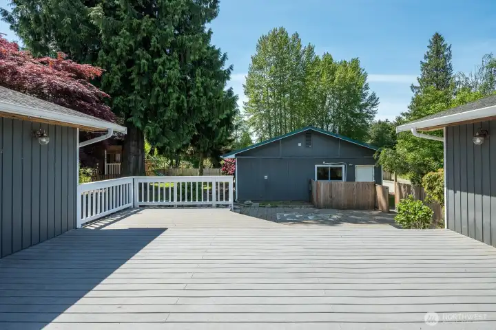 Expansive back deck and patio