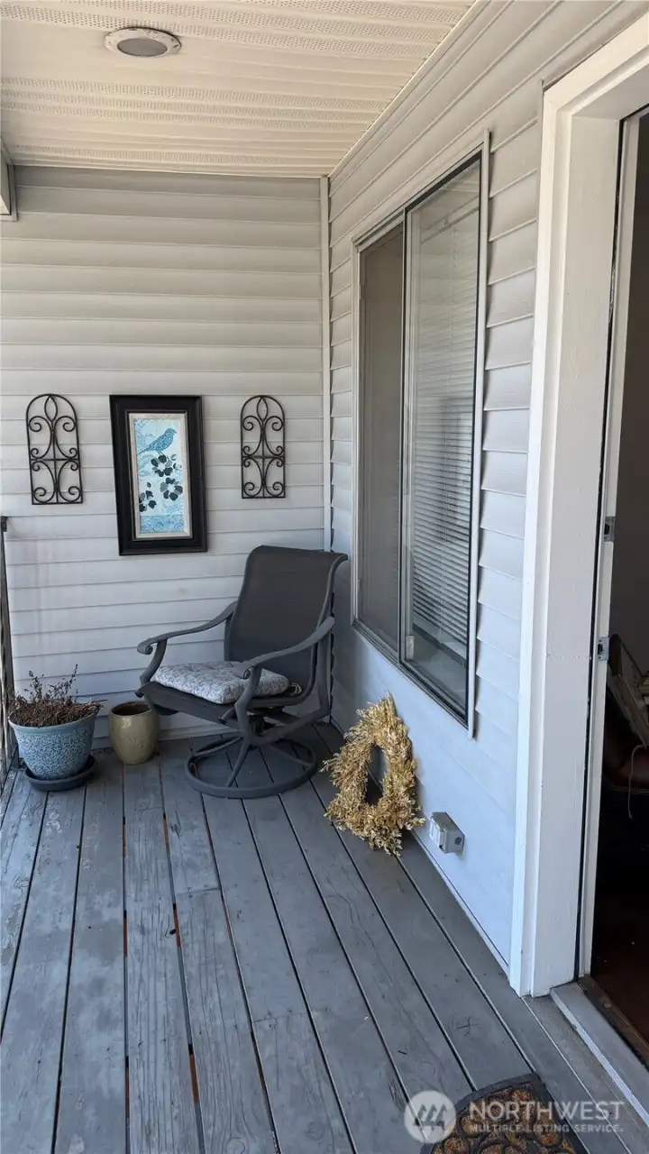 Comy porch