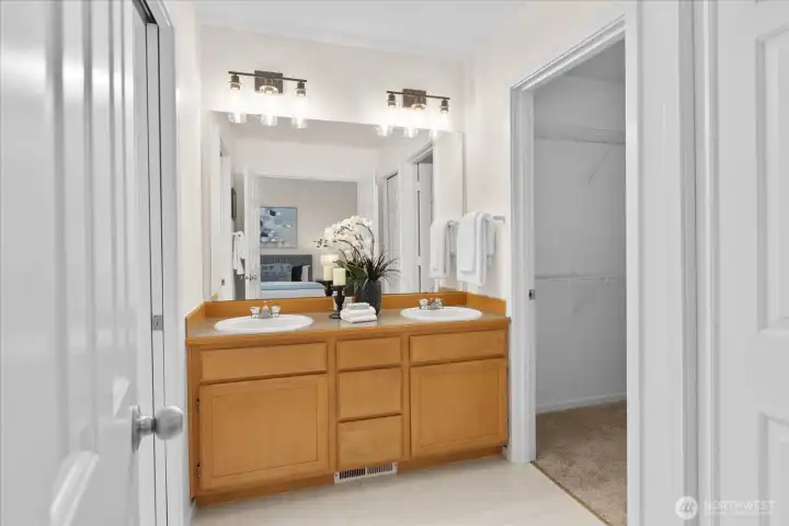 Primary ensuite bathroom