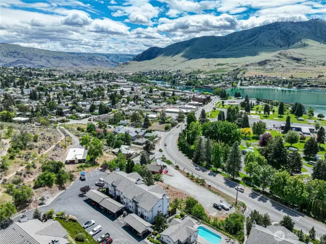 Minutes from Downtown Chelan